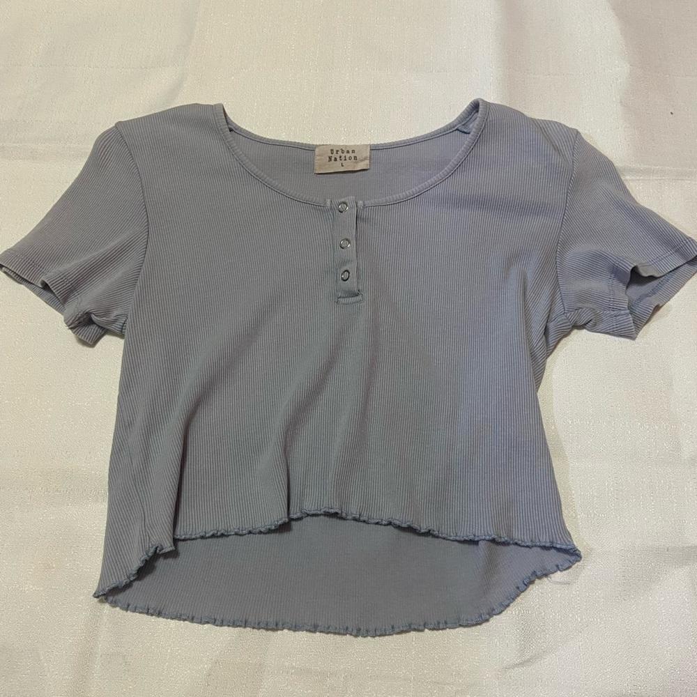 baby blue ribbed button up tee